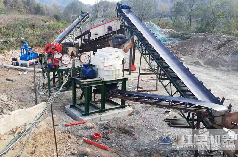 时产100吨砂石生产线现场 时产100吨砂石生产线现场