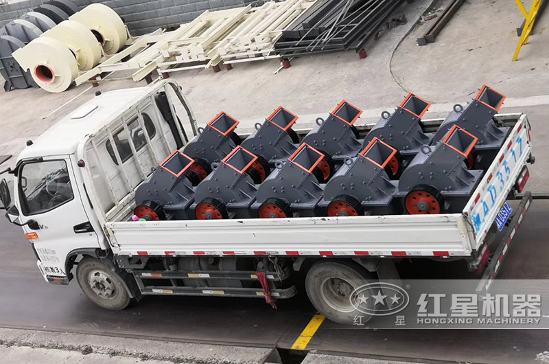 成批PC小型锤式破碎机发货 成批PC小型锤式破碎机发货