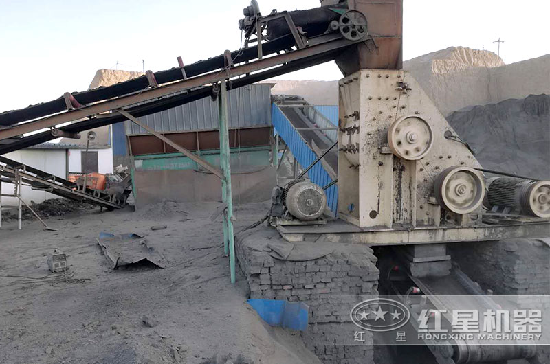 双级粉碎机破碎煤炭现场 双级粉碎机破碎煤炭现场