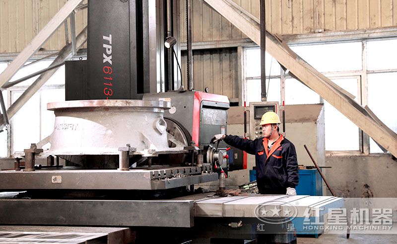 易彩堂机器40年专注反击破生产制造 易彩堂机器40年专注反击破生产制造