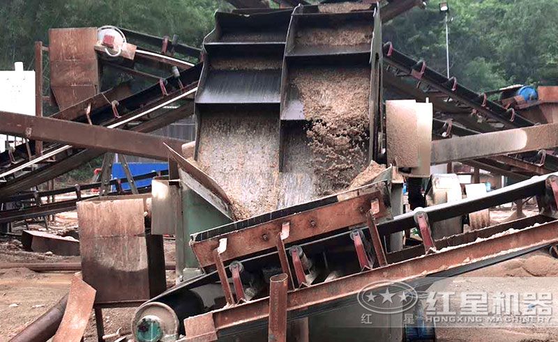 洗沙机----客户洗沙现场 洗沙机----客户洗沙现场