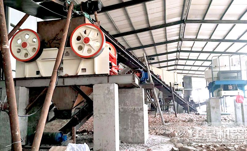 西藏河卵石制砂现场 西藏河卵石制砂现场