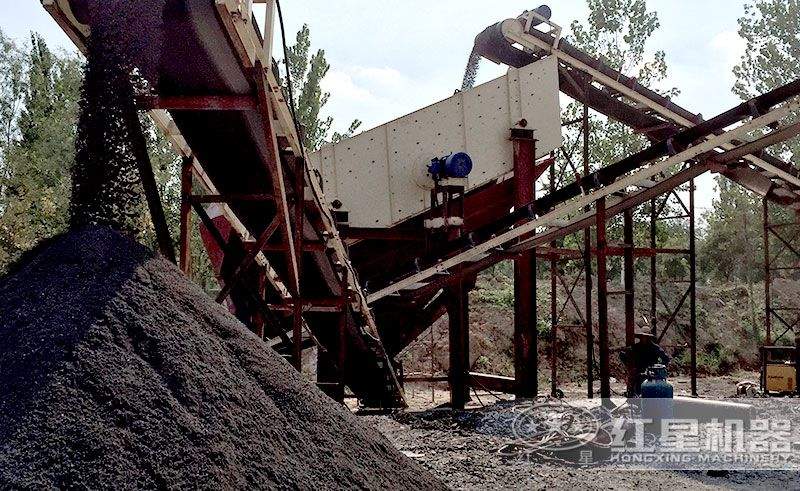 物料破碎现场 物料破碎现场