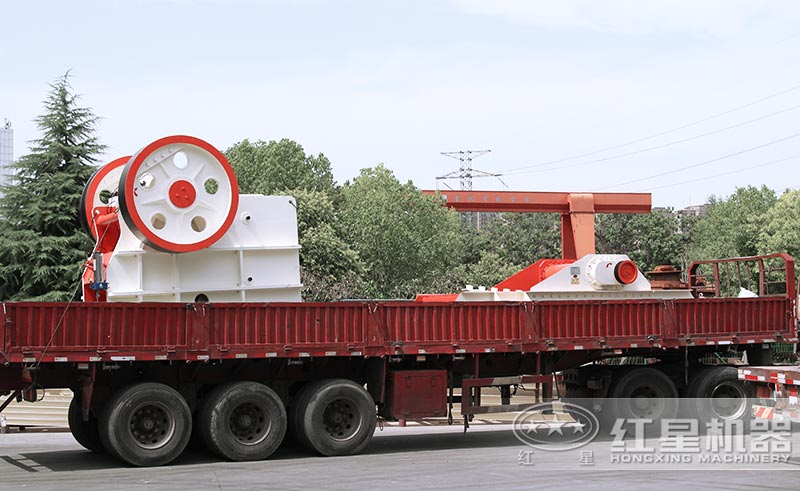 易彩堂机器青石粉碎机发货中 易彩堂机器青石粉碎机发货中