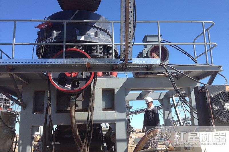 φ1200圆锥破碎机 φ1200圆锥破碎机