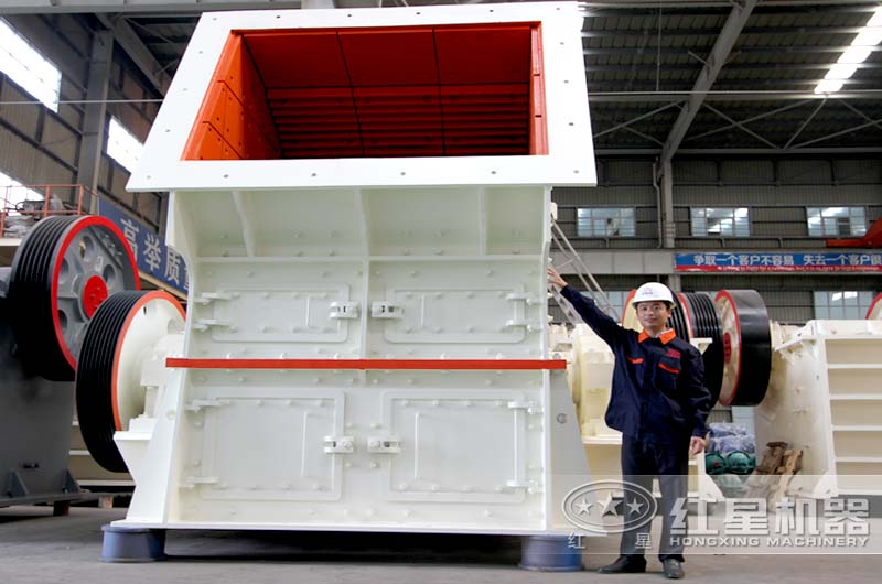 大型重锤式破碎机 大型重锤式破碎机