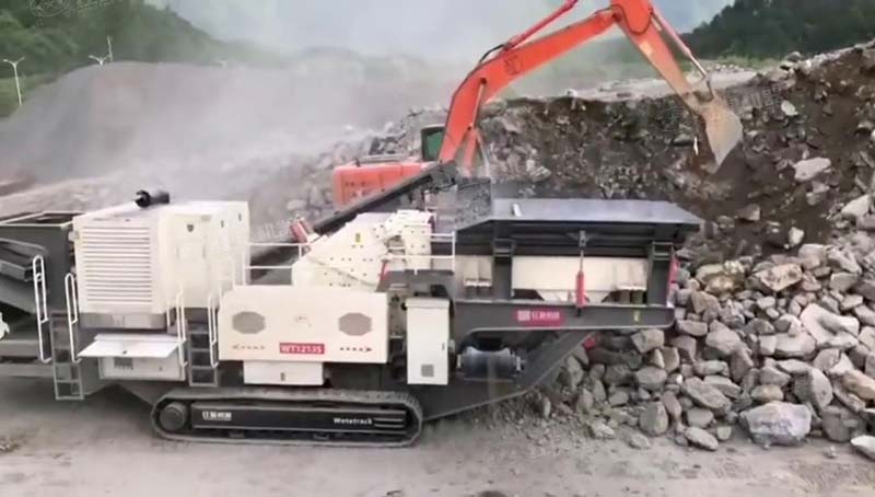 履带移动反击破现场 履带移动反击破现场