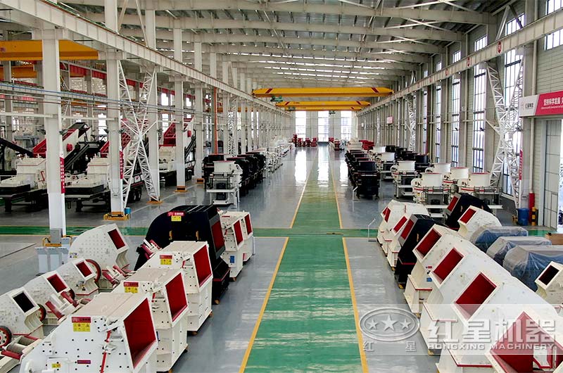 常用破碎机成品待发货车间 常用破碎机成品待发货车间