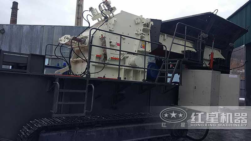 反击式碎石机现场 反击式碎石机现场