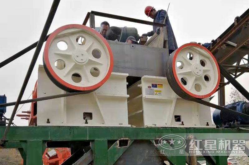 PEX-150x750鄂式破碎机现场 PEX-150x750鄂式破碎机现场