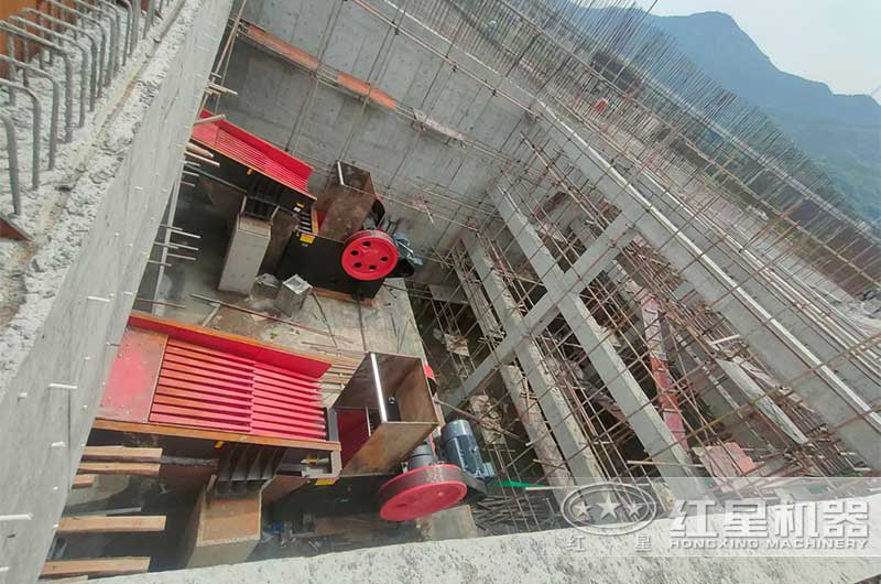 颚式碎石机现场 颚式碎石机现场