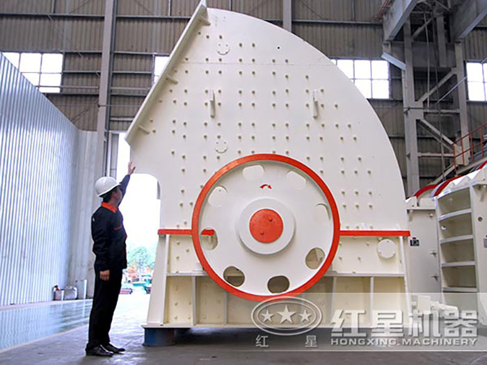 重锤式碎石机生产车间 重锤式碎石机生产车间