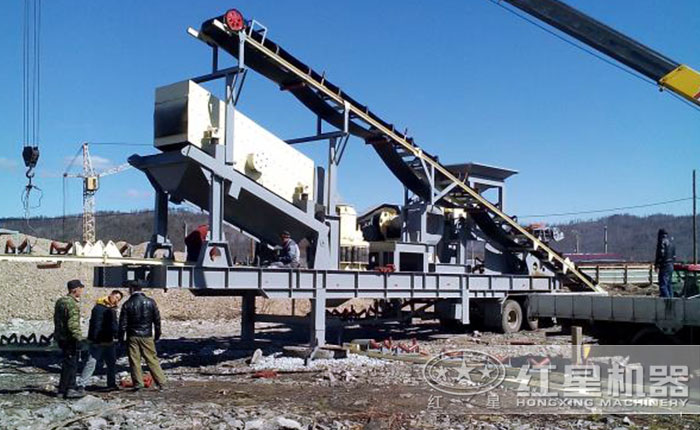 山西长治移动破碎站生产线安装现场 山西长治移动破碎站生产线安装现场