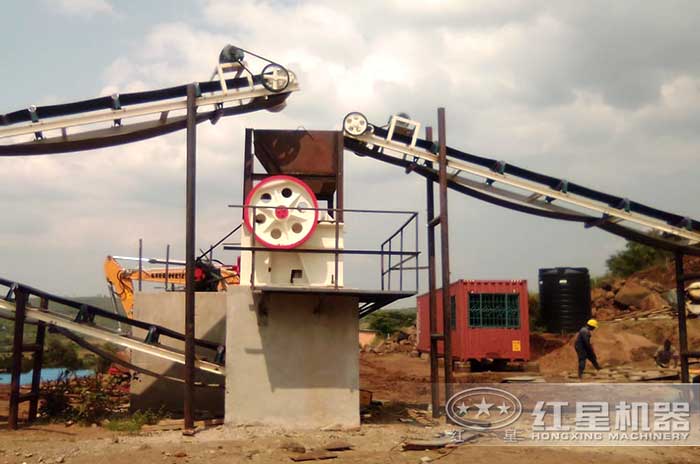 打石头生产线现场 打石头生产线现场