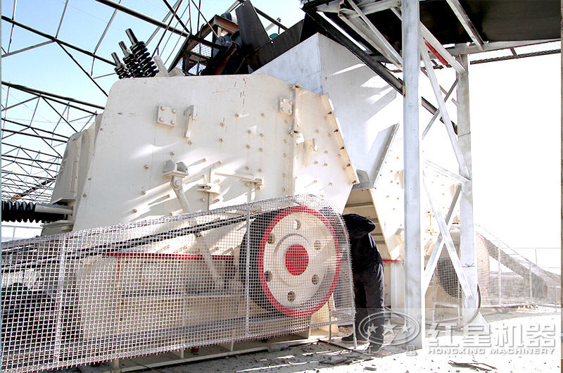 反击破碎机厂家现场 反击破碎机厂家现场