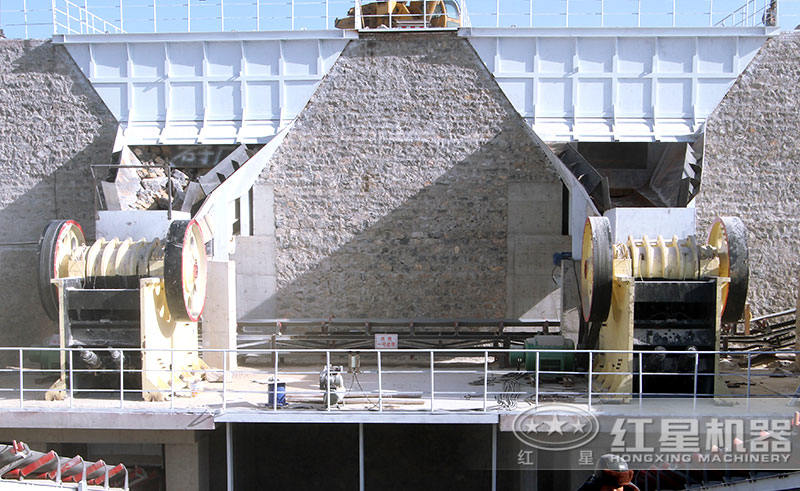 �ʽ�����