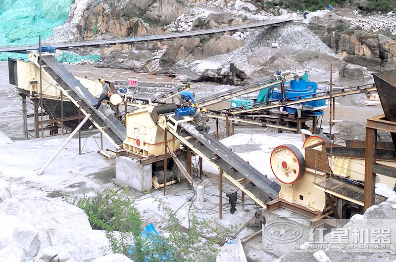 �е�����ʯ����ɰ�ֳ�