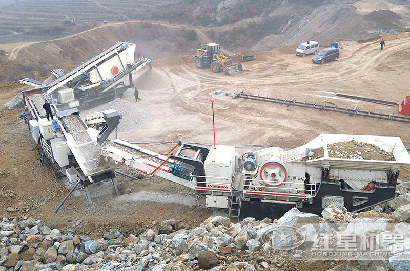 履带流动式碎石机多机组合生产 履带流动式碎石机多机组合生产