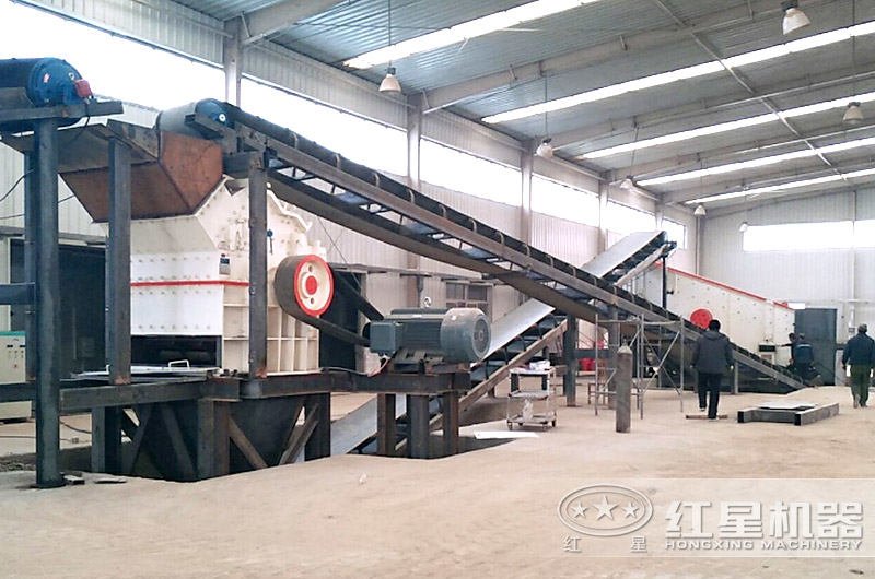 细碎机工作现场 细碎机工作现场