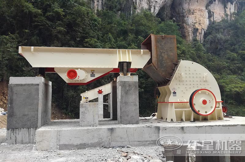 重锤式破碎机生产现场 重锤式破碎机生产现场