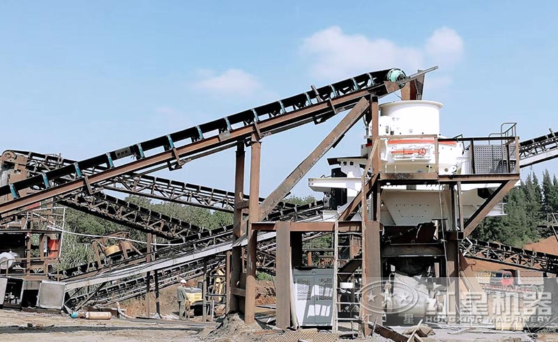 砂石日益短缺,开办砂石厂的人也越来越多 砂石日益短缺,开办砂石厂的人也越来越多