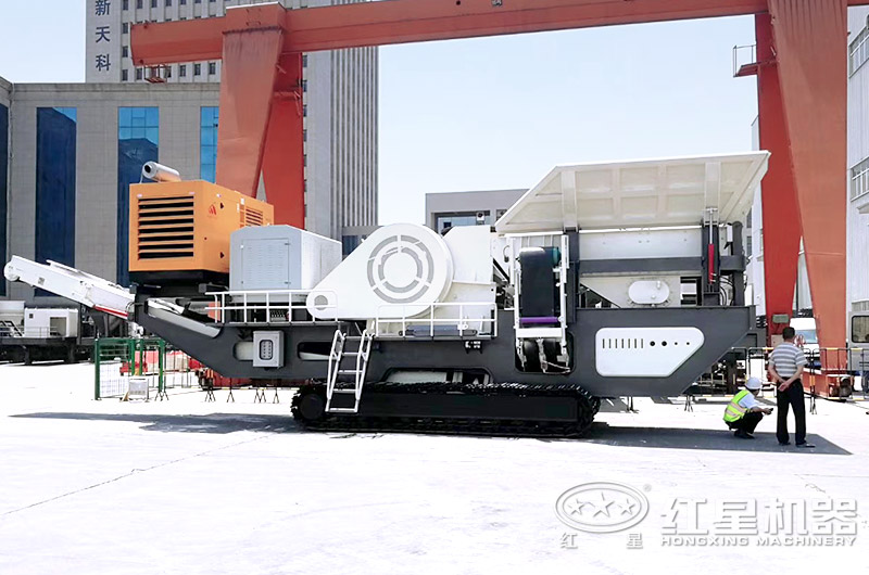 小型履带式移动颚式破碎站 小型履带式移动颚式破碎站