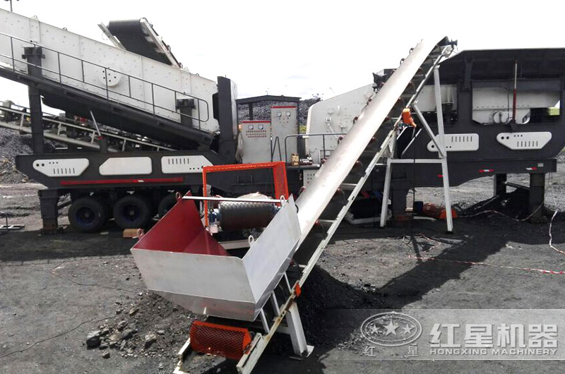移动破煤机生产现场 移动破煤机生产现场