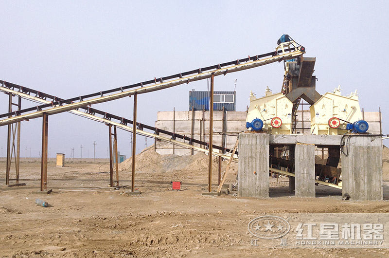 反击式破碎机现场图 反击式破碎机现场图