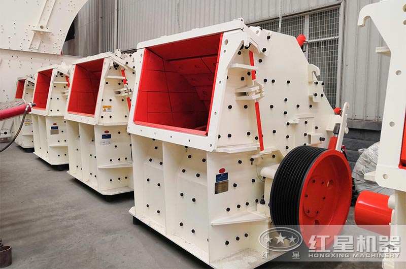 小型反击式破碎机市场需求大 小型反击式破碎机市场需求大