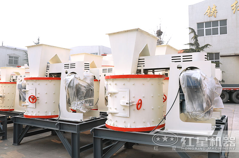 ����ʯС�ʹ�ɰ��