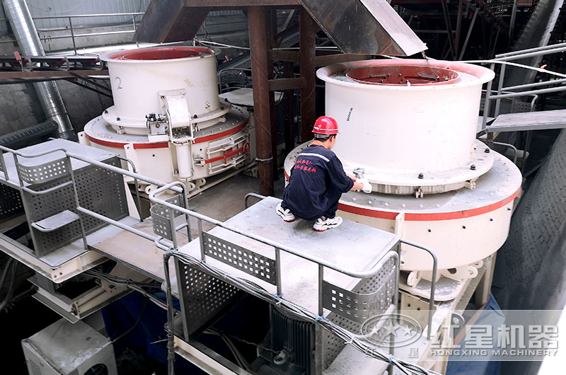 �ײ��û����ۺ��Ŷӵ��ֳ�ά���뱣��