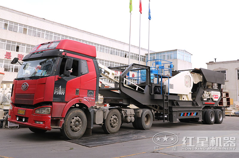 水泥块粉碎机设备发货现场 水泥块粉碎机设备发货现场