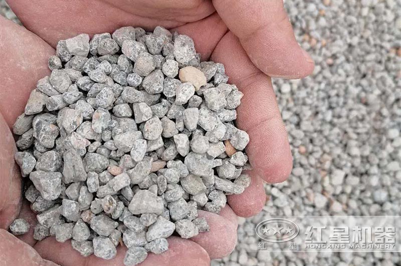 用机器打出来的骨料石子 用机器打出来的骨料石子