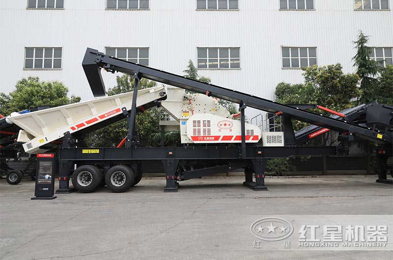 移动式反击破碎机实拍 移动式反击破碎机实拍