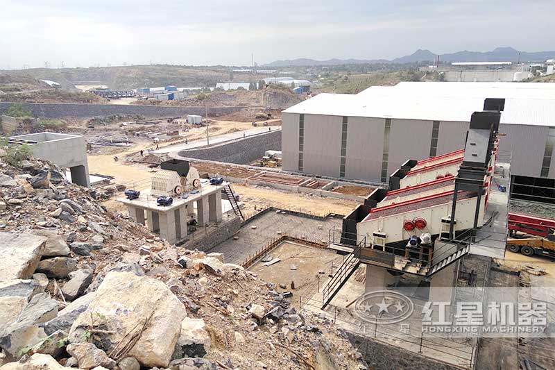 锤式破碎机现场 锤式破碎机现场