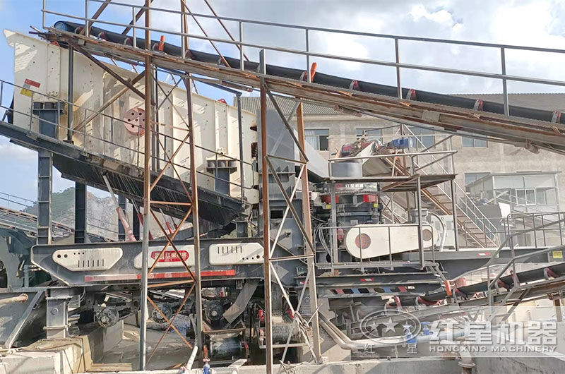 移动圆锥式破碎机现场 移动圆锥式破碎机现场