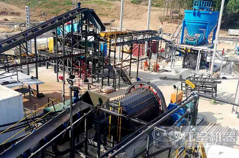 2.1x4.5米球磨机现场 2.1x4.5米球磨机现场