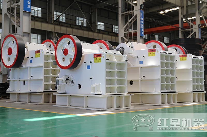 粗颚式破碎机车间 粗颚式破碎机车间