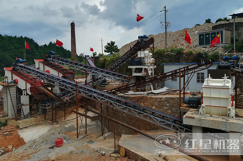 石灰石破碎制砂现场 石灰石破碎制砂现场