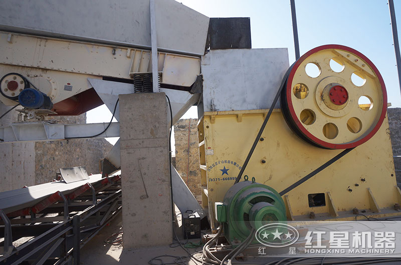 大型1215鄂破机作业现场实拍 大型1215鄂破机作业现场实拍