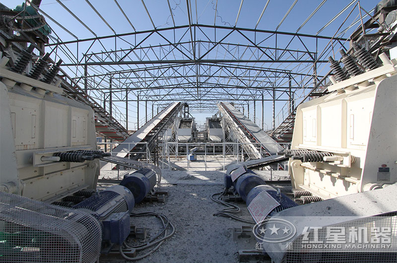 反击式碎石机现场 反击式碎石机现场