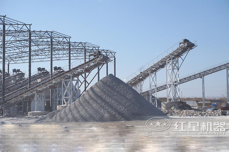 时产600多吨的大型砂石场 时产600多吨的大型砂石场