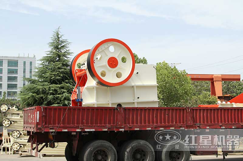 HDX德版连体颚式破碎机发货图 HDX德版连体颚式破碎机发货图