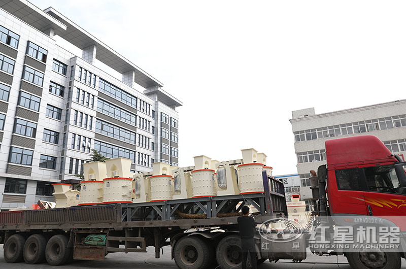 复合式制砂机生产现场 复合式制砂机生产现场