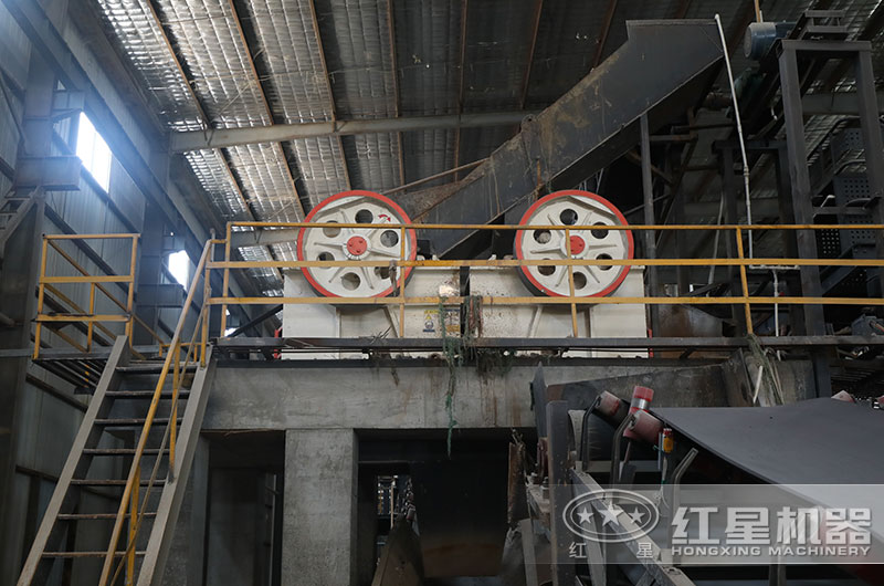 250x400破碎机联机作业现场 250x400破碎机联机作业现场