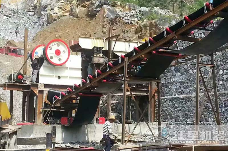 第二套破碎机生产现场 第二套破碎机生产现场