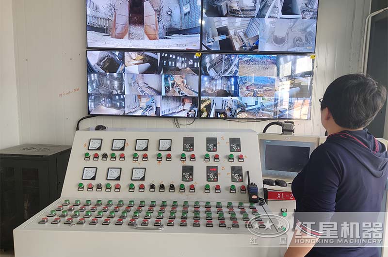 有智能控制系统,工作更加得心应手 有智能控制系统,工作更加得心应手