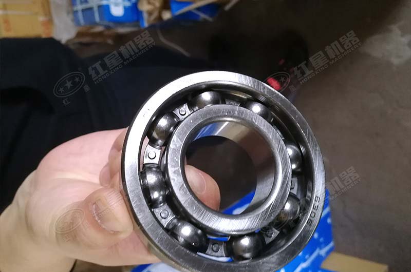 轴承零部件实拍 轴承零部件实拍