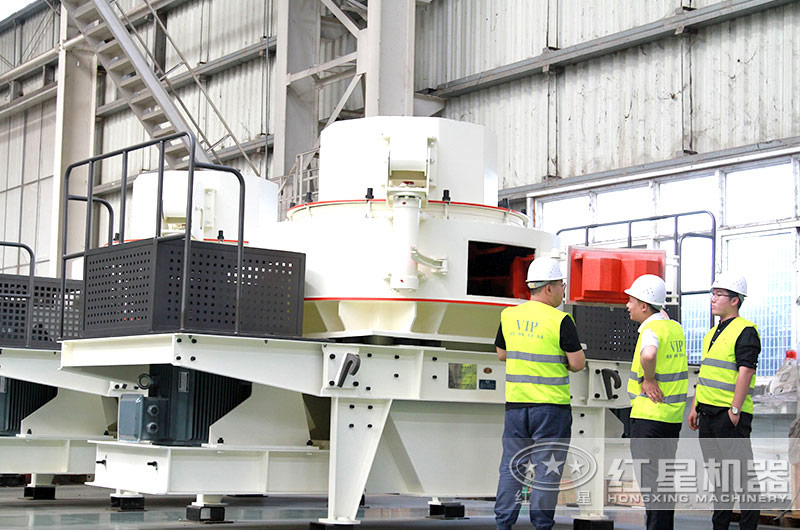 客户来厂参观HVI打砂机 客户来厂参观HVI打砂机