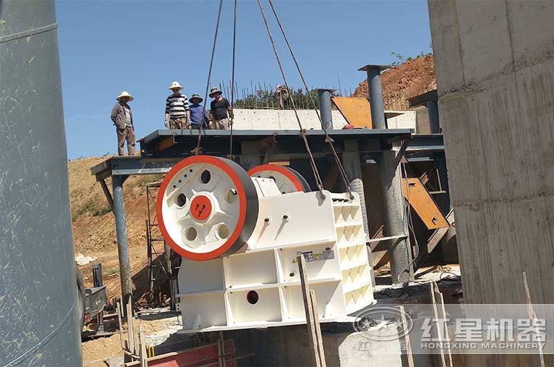 颚式破碎机 颚式破碎机